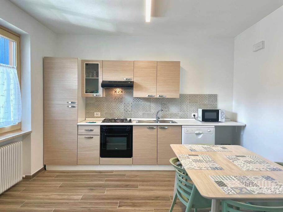 Casa Del Tempo Rosa Tassullo Ospitar Apartment Ngoại thất bức ảnh